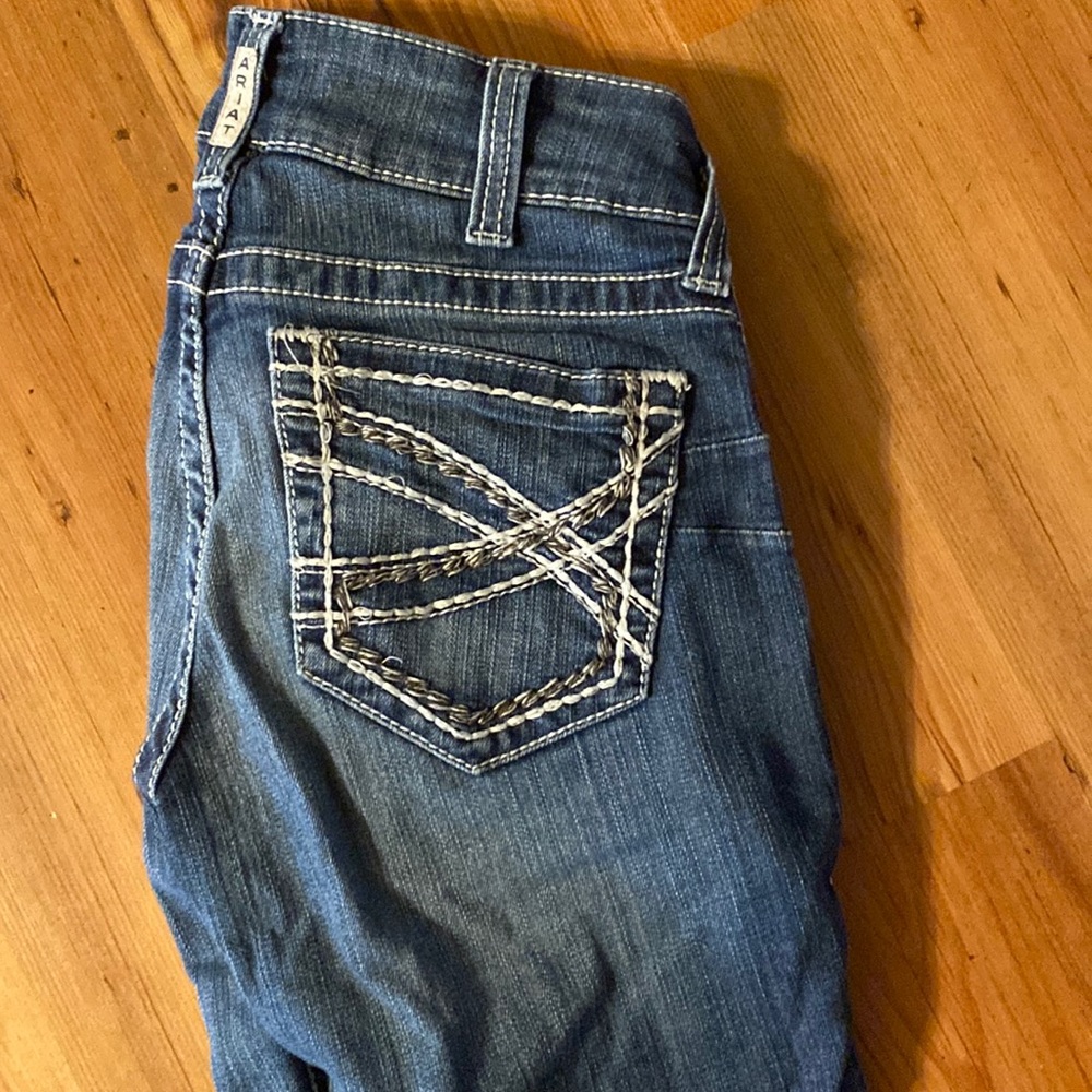 Ariat boot cut jeans only worn a handful of times!